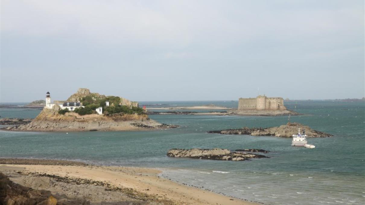 Baie de Morlaix (Île Louët et Château du Taureau)